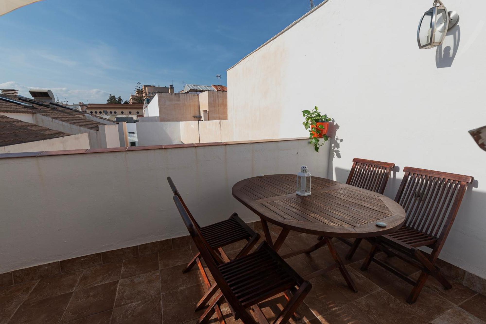 La Buhardilla De Olivia Apartment Malaga Exterior photo